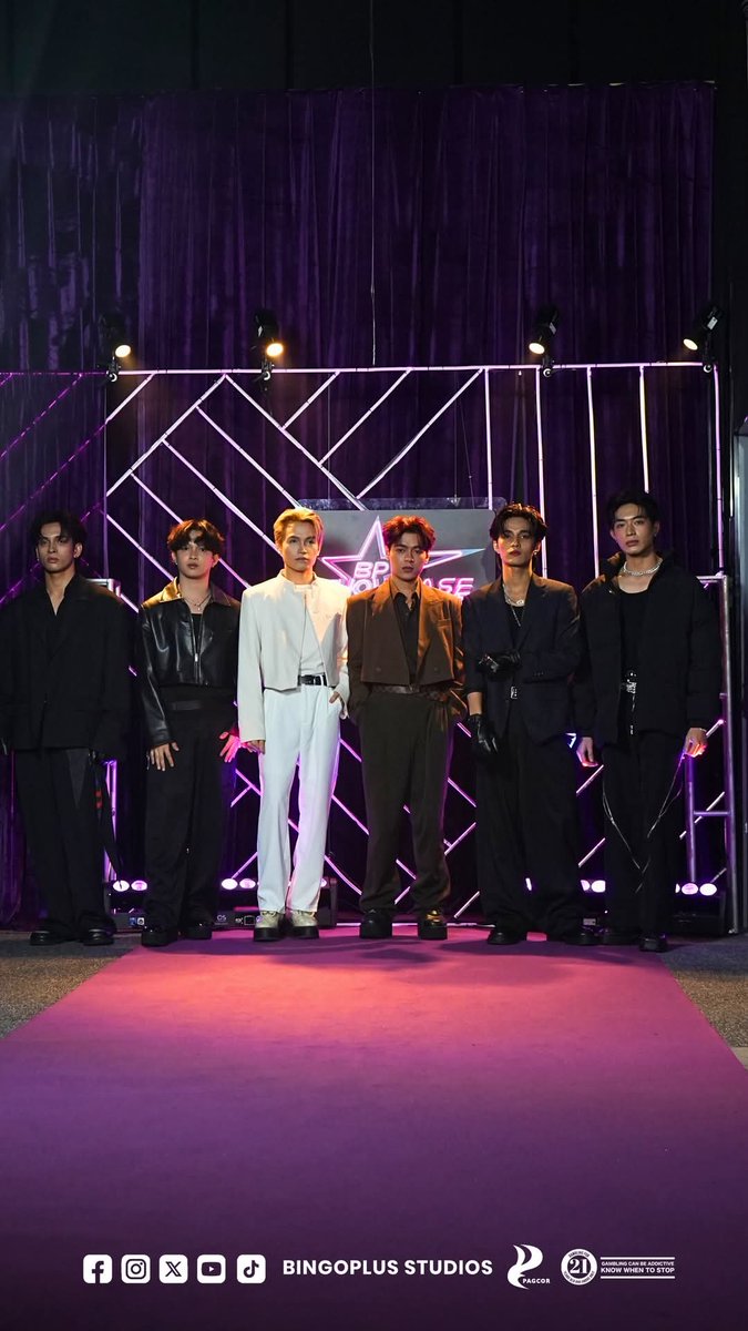 Mariza_diaz0427's tweet photo. Ang Angas naman ng Looks nila 🥵🥵  
@thesyncph  #thesyncph #syncph #sync_BPAwards #sync_BestLivePerformance https://t.co/ohvL4ufhTl