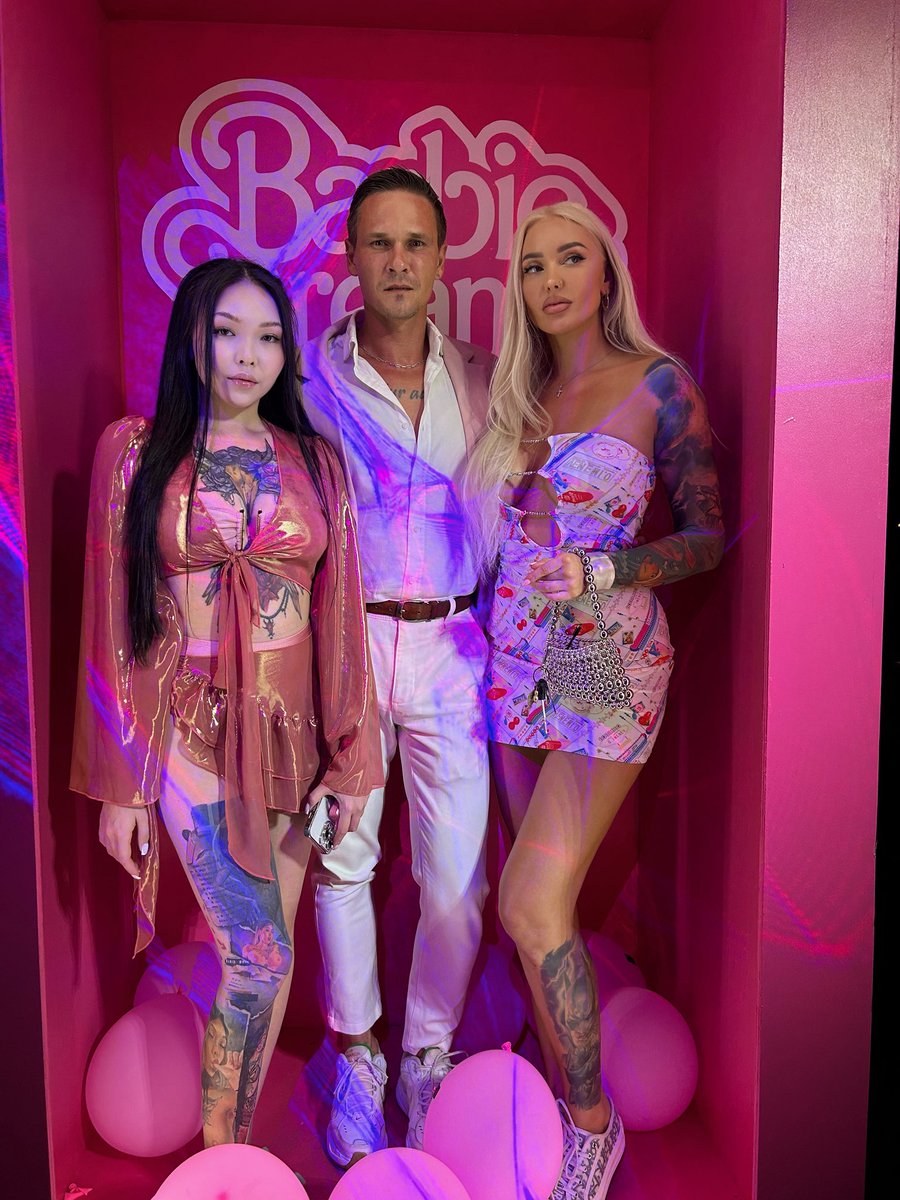 Кролик ваших снов tweet media