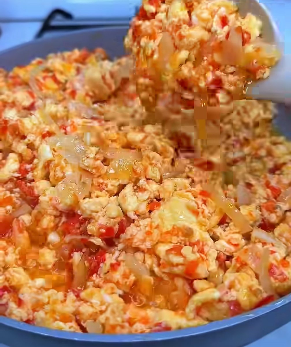 Peace Ighodaro💛 tweet media