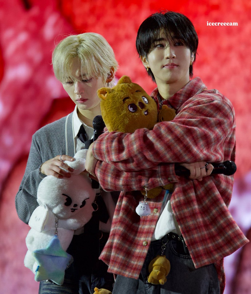 icecreeeam981's tweet image. 251019 skz🫶🏻skzoo🫂💕🥰
 #민성 #minsung