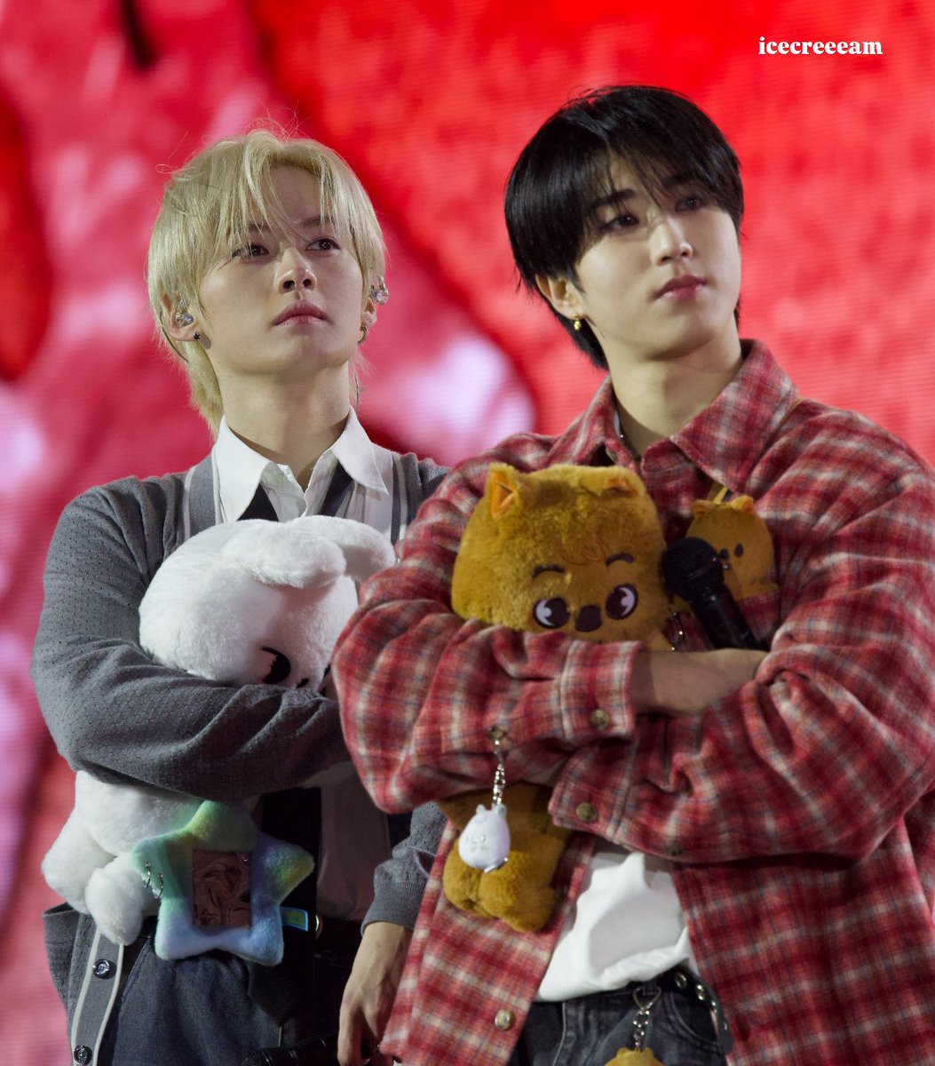 icecreeeam981's tweet image. 251019 skz🫶🏻skzoo🫂💕🥰
 #민성 #minsung