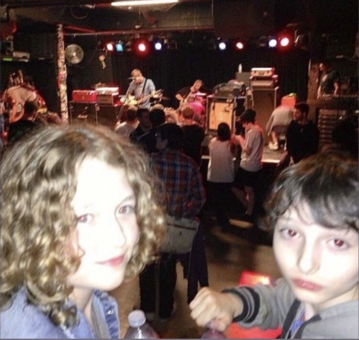 blu! finnwolfhard tweet media