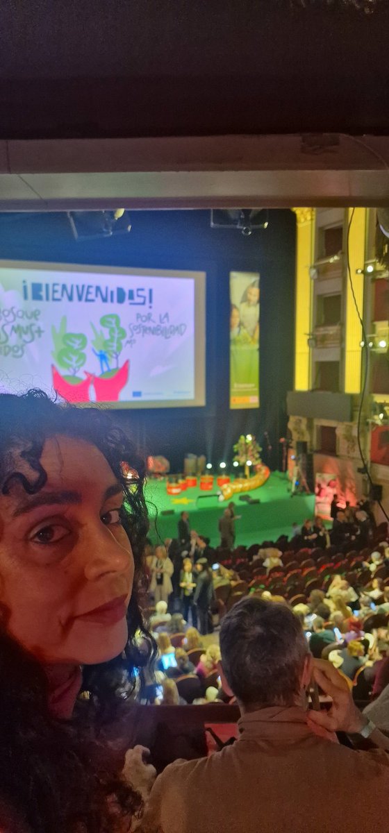 ruthmmoro's tweet photo. Hoy,  representando al @CeaOlmedo  , he estado en las Jornadas anuales de difusión #erasmusplus. Experiencias #ErasmusPlus muy inspiradoras.  Esperamos poder contaros las nuestras próximamente. @sepiegob #internacionalizacyl @fjmagdafuente @educacyl #educaciondeadultos https://t.co/7mKsqHrzsS