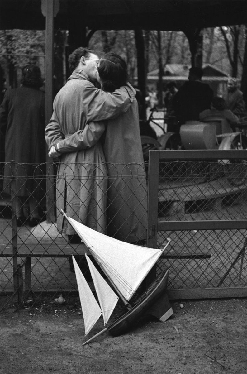 shootshotcom's tweet photo. نگاه عکاس؛
ادوارد بوبا | Édouard Boubat

🌐 https://t.co/7ZRgDLOaay https://t.co/yIyDlJYQcH