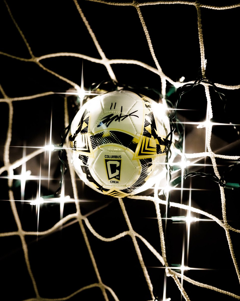 ColumbusCrew's tweet image. Mini-ball, Massive fun ⚽️

Repost and make sure you are following to be entered to win a mini-ball signed by Ibrahim Aliyu! See you tomorrow for some additional opportunities to win special prizes 👀