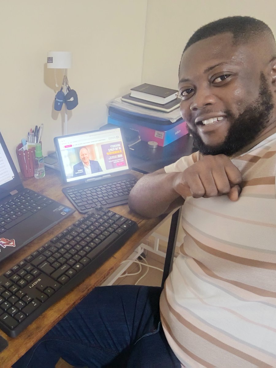 UoPeople's tweet photo. It doesn’t matter where you study—what matters is that you can. 🌍 From bedrooms to cafés to shared spaces, learning happens everywhere. UoPeople gives you the flexibility to learn wherever life takes you. ✨ 📚 #UoPeople #TuitionFree #StudyAnywhere #OnlineUniversity https://t.co/nqT6gUci5S
