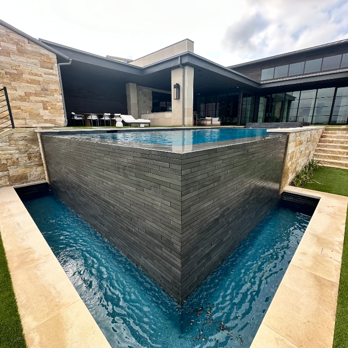 ClearCleanPool's tweet image. Keep your pool looking spotless all year long with Clear Impressions Pool Services, we're here to help!

#professionalpoolservice 
#poolservicedoneright 
#cleanandclearpools