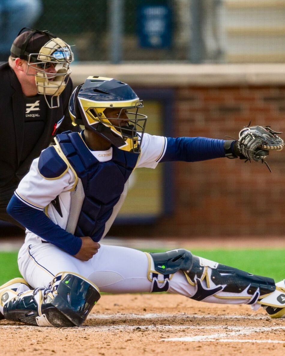 d1baseball's tweet photo. Our No. 1 college catcher for the 2026 #MLBDraft, @GTBaseball backstop @LackeyVahn is special behind the plate.

"Lackey has a chance to be a high first-round pick and play in the big leagues a long time."

@KinaTraxInc Fall Report 👉 https://t.co/y5ewoJYJu8 https://t.co/C5Rnx8IhxP