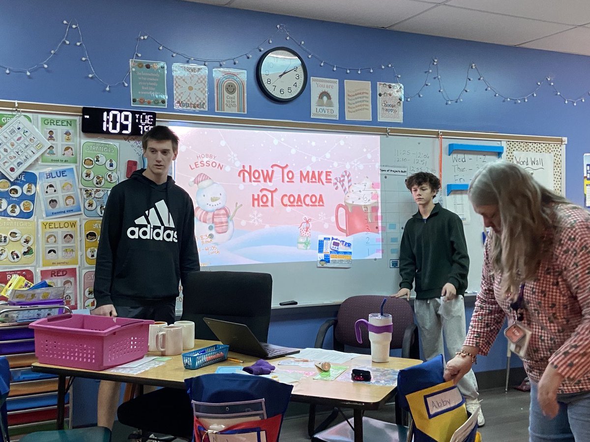 vphsleadership's tweet photo. Leadership students working alongside their peers to spread warmth and smiles—serving up hot cocoa and community, one cup at a time @valleyparkschools #impactthroughaction https://t.co/pSVBFehI0n