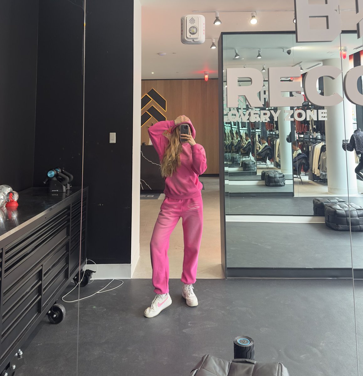 I must admit I have been wrongfully hating on sweatsuits my entire life 

When it’s 20° outside and you’re going for a workout at 7am, it just works