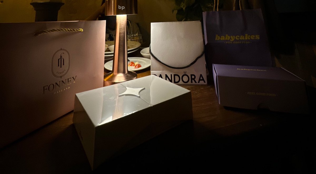 ฟินสุดคือกล่องขาว thx jubjub ㅠㅠ