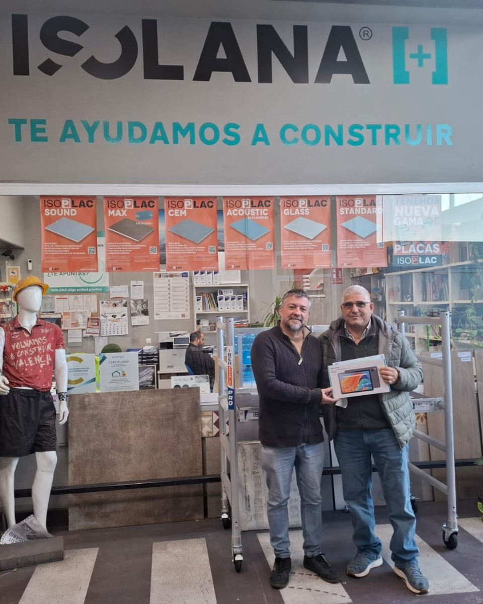 IsolanaOficial's tweet photo. ¡Felicitamos a los ganadores del Road Show de #Soprema y #ProOne! 🎉
📺TV QLED 43″
💻Portátil Prixton Pro
📱Tablet Prixton Nova
👏 Gracias a todos los profesionales que participaron y formaron parte de estas jornadas de formación técnica y demostraciones en directo.
#Isolana https://t.co/JuH0hMVRgZ