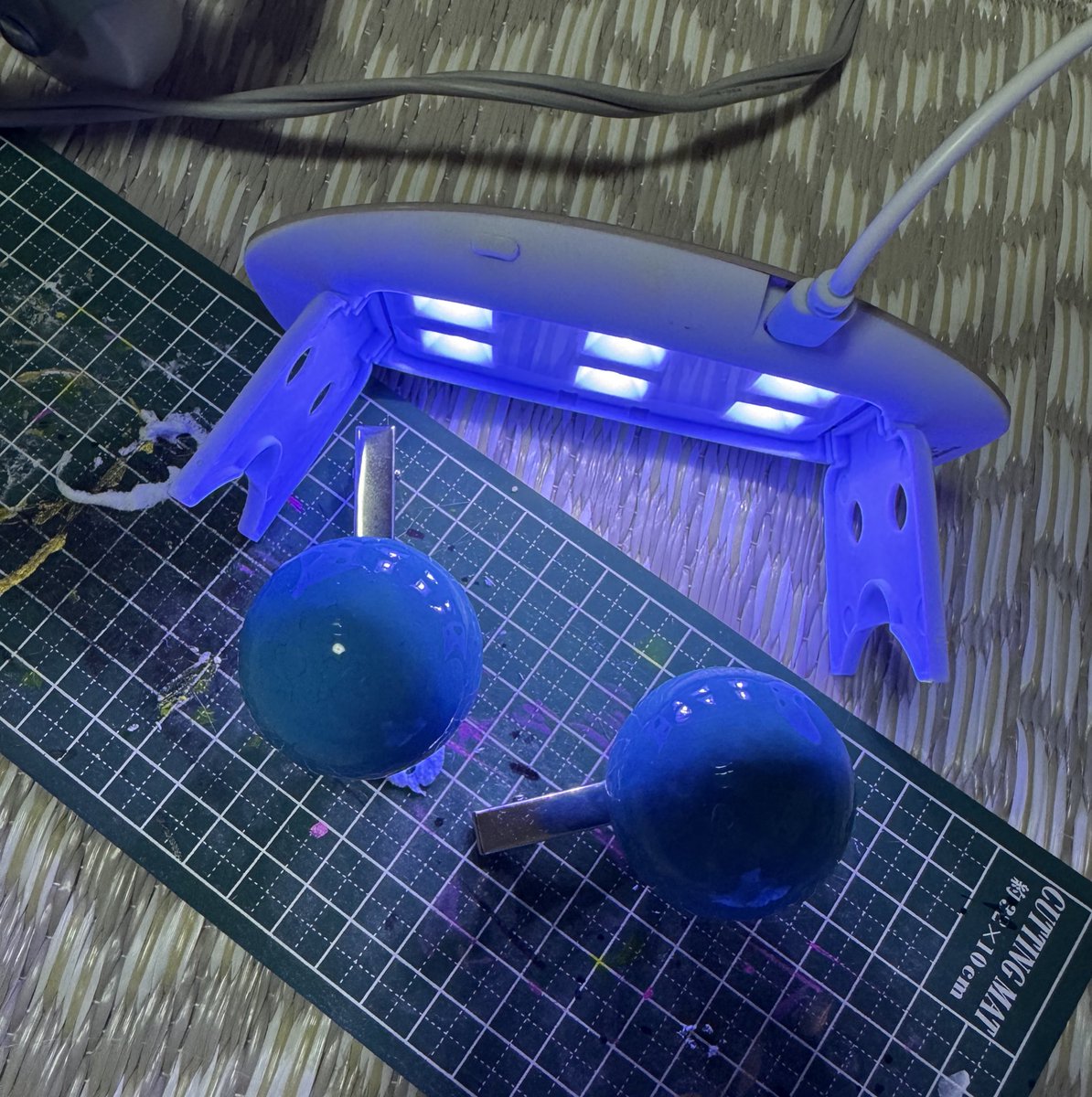 ピンポン玉だったもの。