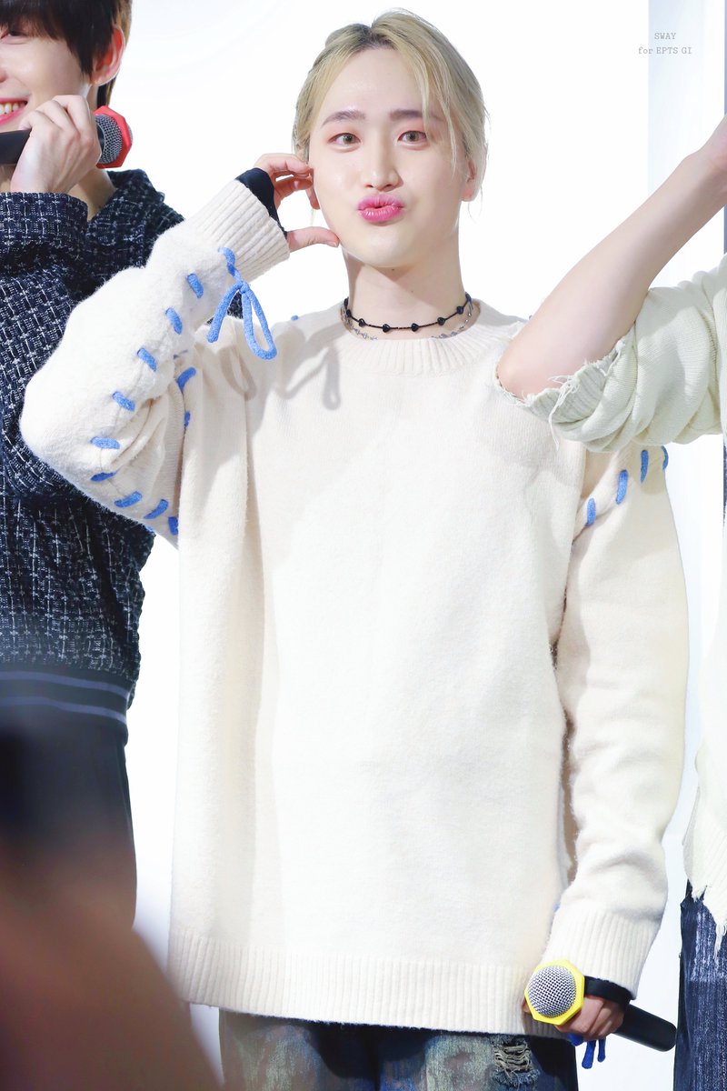 SWAY_GI's tweet image. （🐻‍❄️）251215 2부 release event☆ミ

@EPTS_official 

 #EPTS #EPICTRAVELS #에픽트레버스 #GI #지아이 #ジアイ #김효기 #じあい #新宿マルイメン