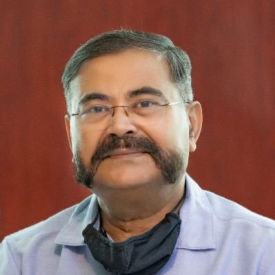 यूपी शिक्षा सेवा चयन बोर्ड के अध्यक्ष बनाए गए रिटायर्ड आईपीएस व पूर्व डीजीपी प्रशांत कुमार। 1990 बैच के आईपीएस अधिकारी है प्रशांत कुमार। तीन साल का होगा कार्यकाल। उच्च और माध्यमिक दोनों आयोग की दी गई जिम्मेदारी.
#uttar pradesh