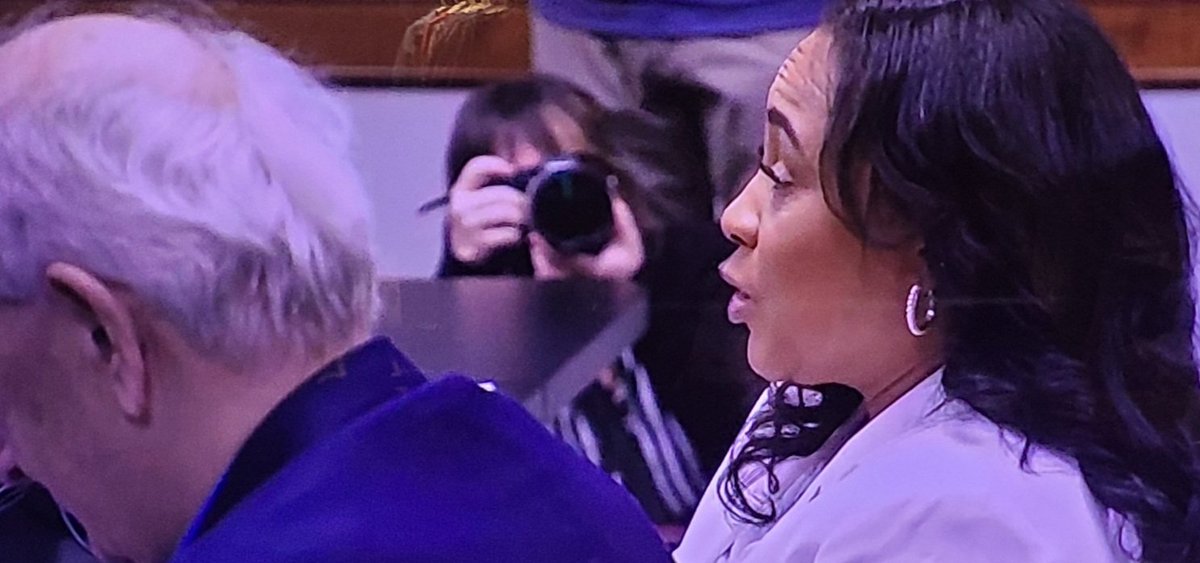 JacaDullBoy1983's tweet image. Fany'theHugeAssholewillis is a GiantPos. #fanniegate I have never seen an innocent person so shakey in my entire life. #Howard "don't hold her to exacts'Yall that's straight up greygoose typa'Racist shizzle yall."
🤦‍♂️ 🤦‍♂️ 🤦‍♂️ 🤦‍♂️ 🤦‍♂️ 🤦‍♂️ 🤦‍♂️