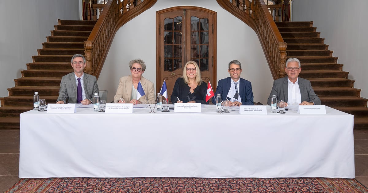 BaselStadt's tweet image. Kooperationsvertrag zwischen Basel-Stadt und dem Südelsass ermöglicht Notfallversorgung für Erwachsene im Universitätsspital Basel bs.ch/medienmitteilu…