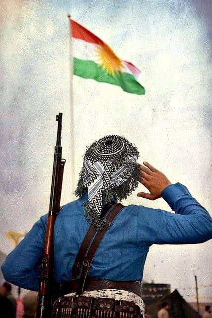 ئاڵای کوردستــــان
ناسنـــــامە و کۆکەرەوه‌ى 
گه‌لى كوردستــــانه‌

        سه‌رۆک نێچیرڤان بارزانی