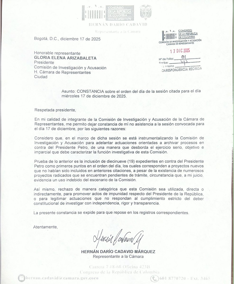 ¡Hoy 17 de diciembre la Comisión de Acusaciones le acaba de cerrar 16 procesos a <a href="/petrogustavo/">Gustavo Petro</a>! 

¡Qué regalazo de navidad! 

Dejo la constancia de mi separación de esta sesión porque no puedo hacer parte de semejante barbaridad y abuso