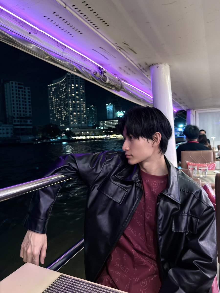 tcn7746's tweet photo. I'm all grown up now.🤭🫣
#CreatorCommuncityCruise2025
#youtubethailand #于希恒
#SwingKick #ยกนี้พี่ต้องชนะ
#Boxertheseries #lovemediathailand https://t.co/1pQeDzF5tj