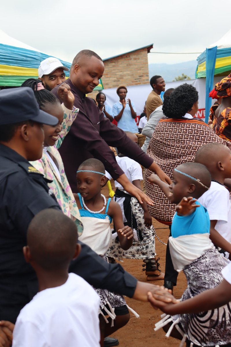 Shelter Them Rwanda tweet media