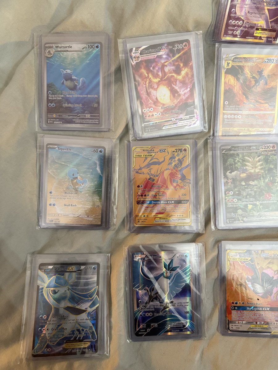 SNS_CC's tweet photo. 🚨 Pokemon Singles for SALE 🚨 
Selling as a lot.

Promos and some others, all NM
EXCEPT 1 Evo Charizard is LP

$525 shipped, 📦  $100 < Market

@BUYSELLTRADETCG 
@ArnoldMoger https://t.co/oLYPQFobuz