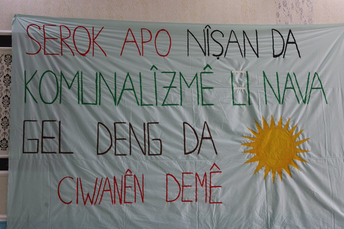 Bozova ilçe Örgütü ve DEM Parti Urfa İl olarak TJA aktivisti Ayla AKAT ATA Asrın Hukuk Bürosundan  Raziye Öztürk Siyasi Tutsak Çetin ARKAŞ Katılımıyla Barış ve demokratik toplum sürecini büyütmek onurlu bir barış ve özgür bir gelecek için Bozova halk toplantımızı gerçekleştirdik