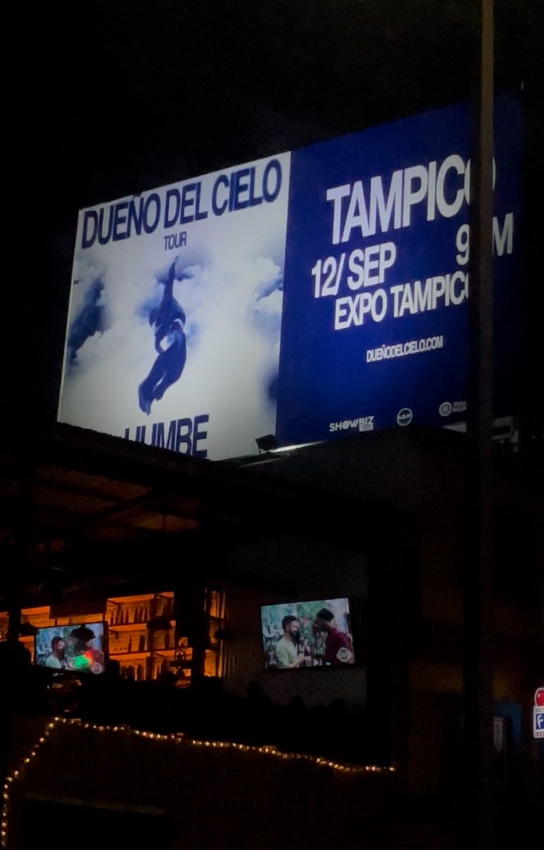 Blue Dark ☁🦋✨ tweet media