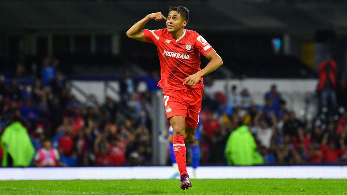 🚨 Juan Pablo Domínguez está muy cerca de ser refuerzo del <a href="/clubleonfc/">Club León</a> 

Hay acuerdo por 1 año con #TolucaFC para su cesión con opción a compra, se esperan detalles a definir.

#LigaBBVAMX 

<a href="/FUT_sinFrontera/">Fútbol Sin Fronteras</a> <a href="/compasdelbalon/">Compas del balón</a>