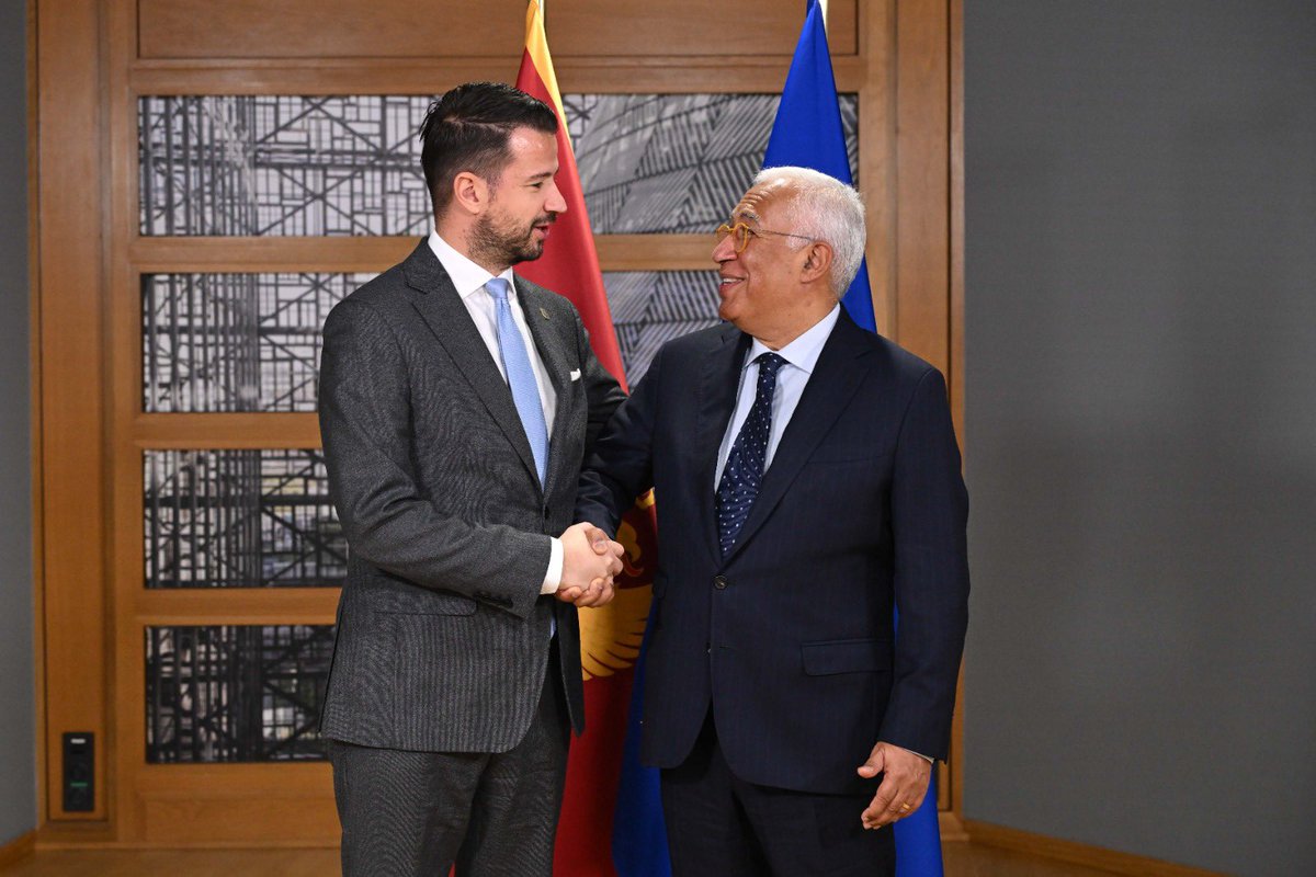 eucopresident's tweet image. Meeting with @ediramaal, @JakovMilatovic, and @VjosaOsmaniPRKS ahead of this afternoon’s EU-Western Balkans Summit. 

Important exchanges on our shared priorities and the European perspective of the region.