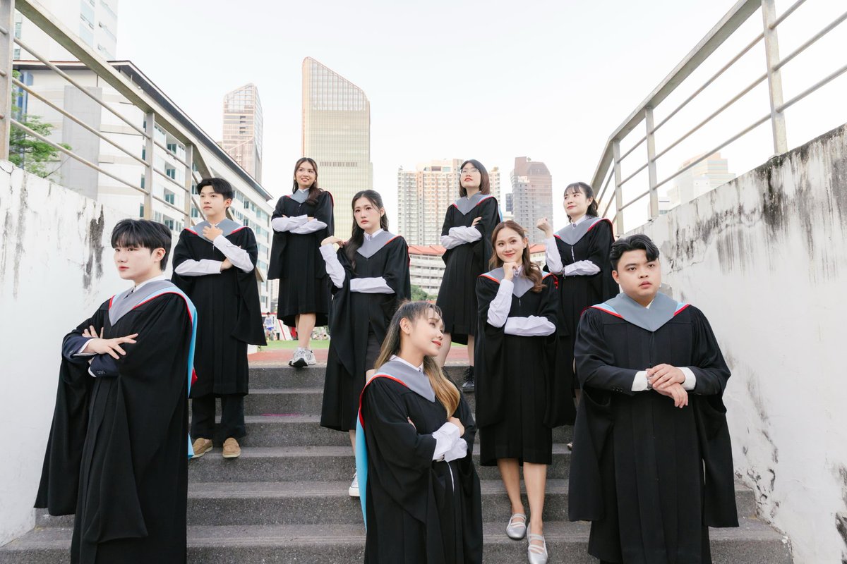 aumgenius4s's tweet photo. For work , Please contact.
Phone : 088-001-8192
Line id : mr.chawin  
IG: 592photographer
#หาช่างภาพรับปริญญา #รับปริญญา 
#นอกรอบ #นอกรอบกลุ่ม  #หาช่างภาพ 
#ช่างภาพรับปริญญา #ถ่ายภาพรับปริญญา 
#นอกรอบรับปริญญา #ถ่ายภาพนอกรอบกลุ่ม
#นอกรอบกลุ่ม #ถ่ายรูปรับปริญญากลุ่ม https://t.co/j7R35QFNWa