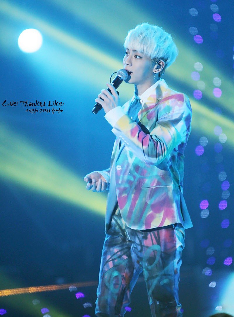 ユーリ tweet media