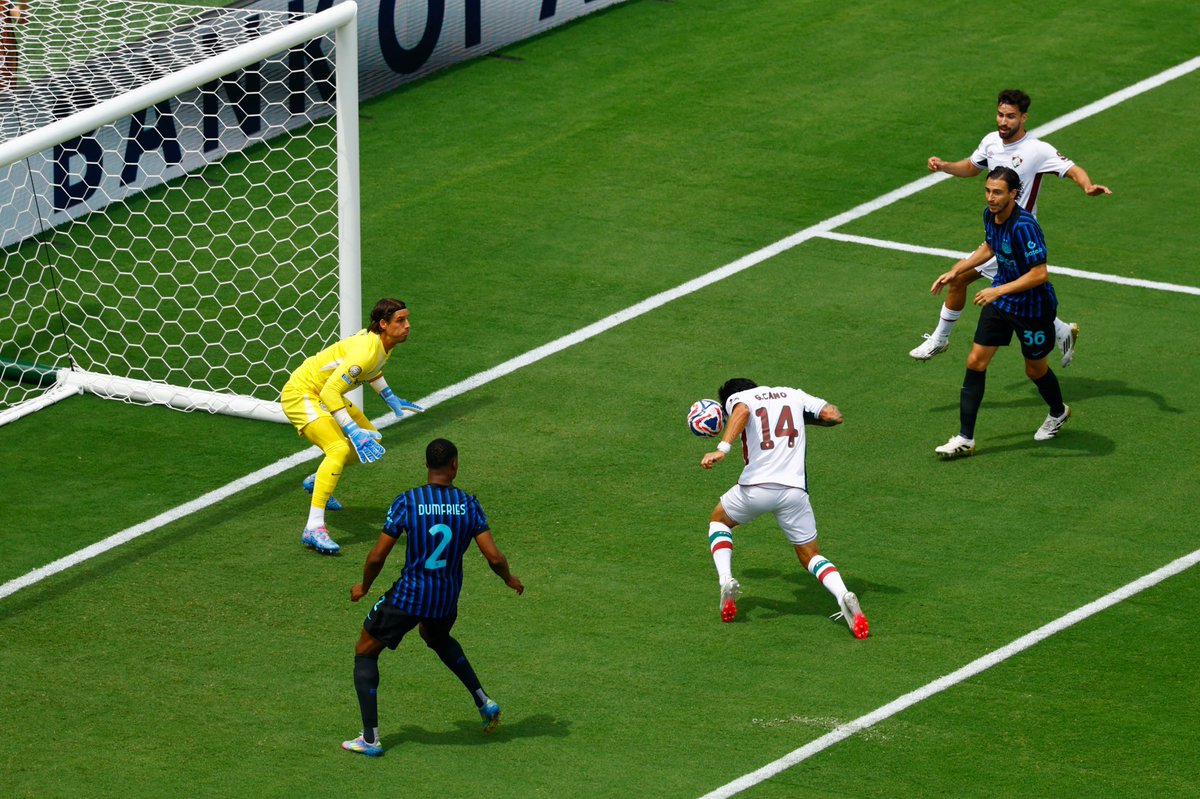 YgorMoreira92's tweet photo. Precisou de apenas três minutos para ser vazado por GERMAN CANO https://t.co/DHBxroHCWH