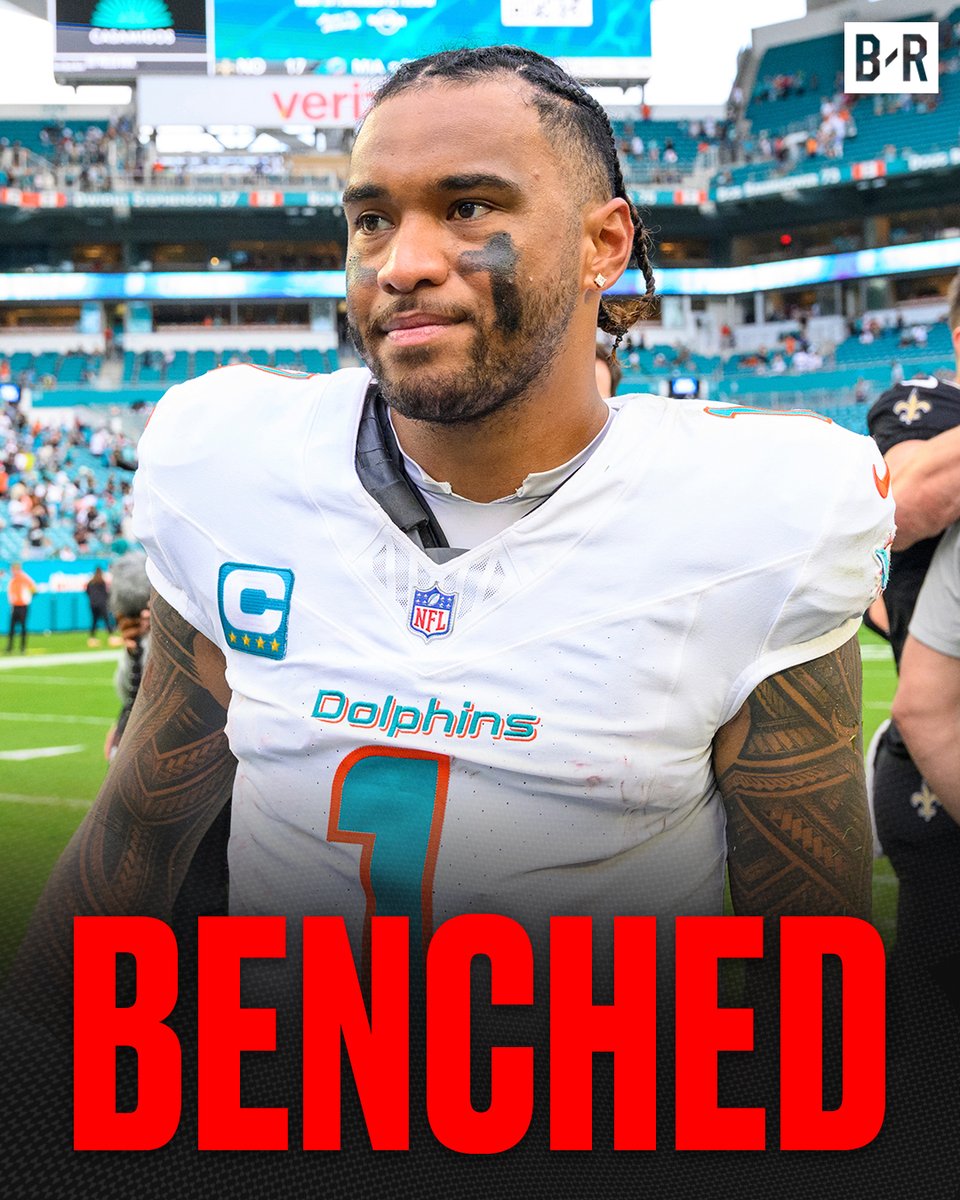 🚨 Breaking: Dolphins are benching QB Tua Tagovailoa, per <a href="/AdamSchefter/">Adam Schefter</a> 

Quinn Ewers will make his first start vs. Bengals