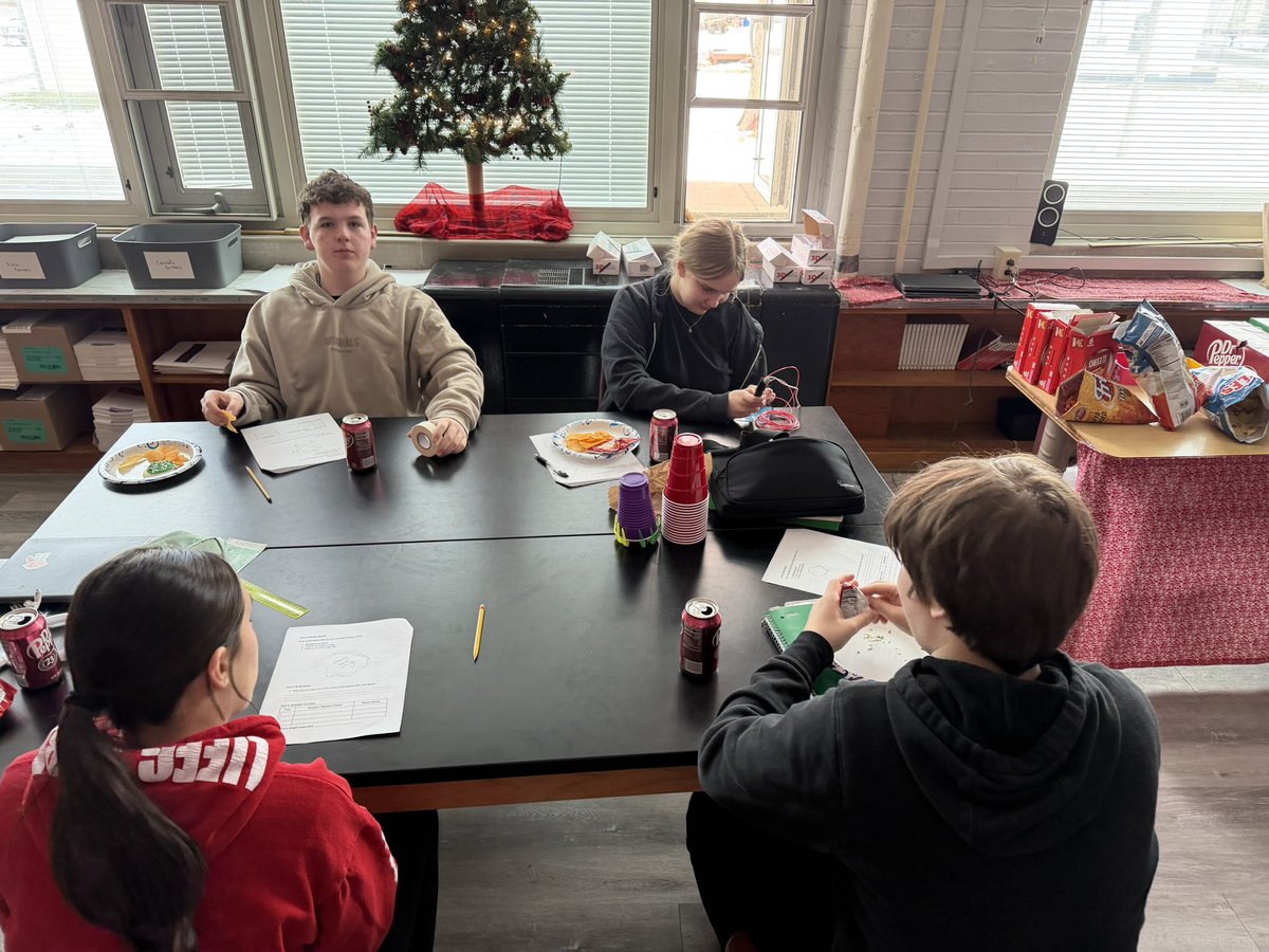 Mrs. Conrad tweet media