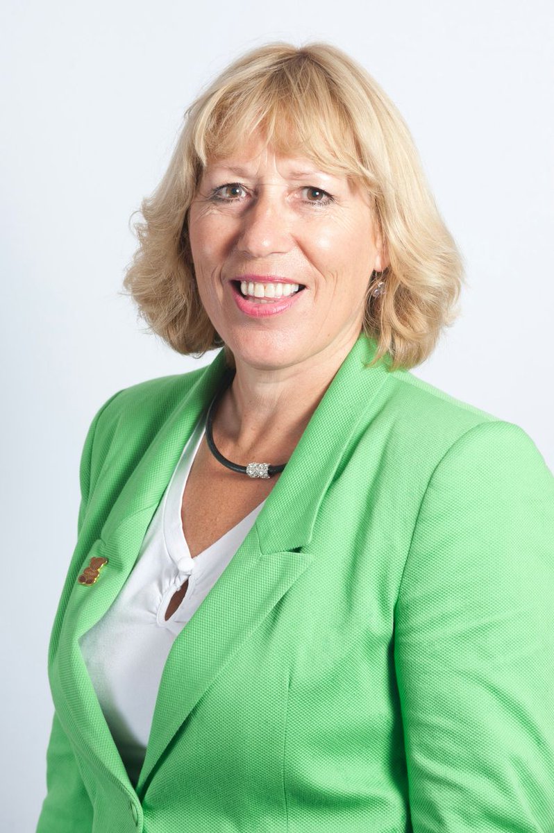 Helen Von Trotsenburg became the Club's latest new member when she was welcomed by Rotarians at our meeting on Thursday 11th December. Helen was introduced by Tony Hooper and received by President Peter Thomas. Vice President Valentina Waters read the Object of Rotary.