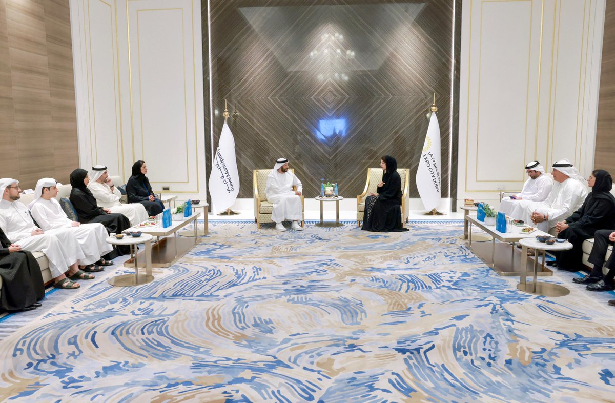 DXBMediaOffice's tweet photo. Dubai Municipality and Expo City Dubai sign a Memorandum of Understanding (MoU) to establish a regional ConTech innovation hub that supports the development, testing, and deployment of advanced solutions in construction, as well as next-generation urban systems. https://t.co/v4QLwdjtWY