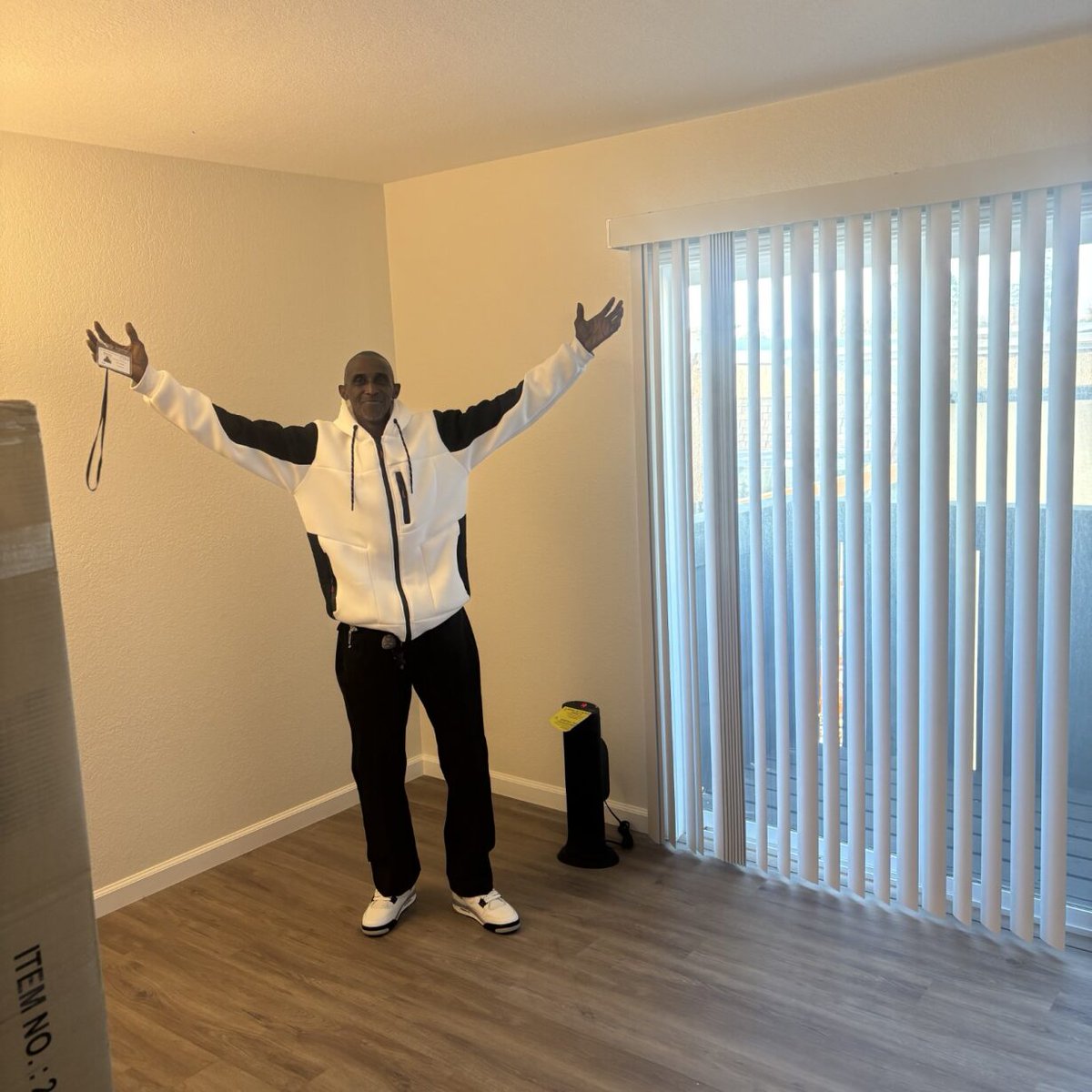 CommunitySvcs's tweet image. Celebrating a milestone! REGIS Village opens its doors to first residents, offering permanent supportive housing in the Bay Area. 'Every person deserves a place to call home, especially when the temperature drops.' #WhateverItTakes #HousingFirst #EndingHomelessness