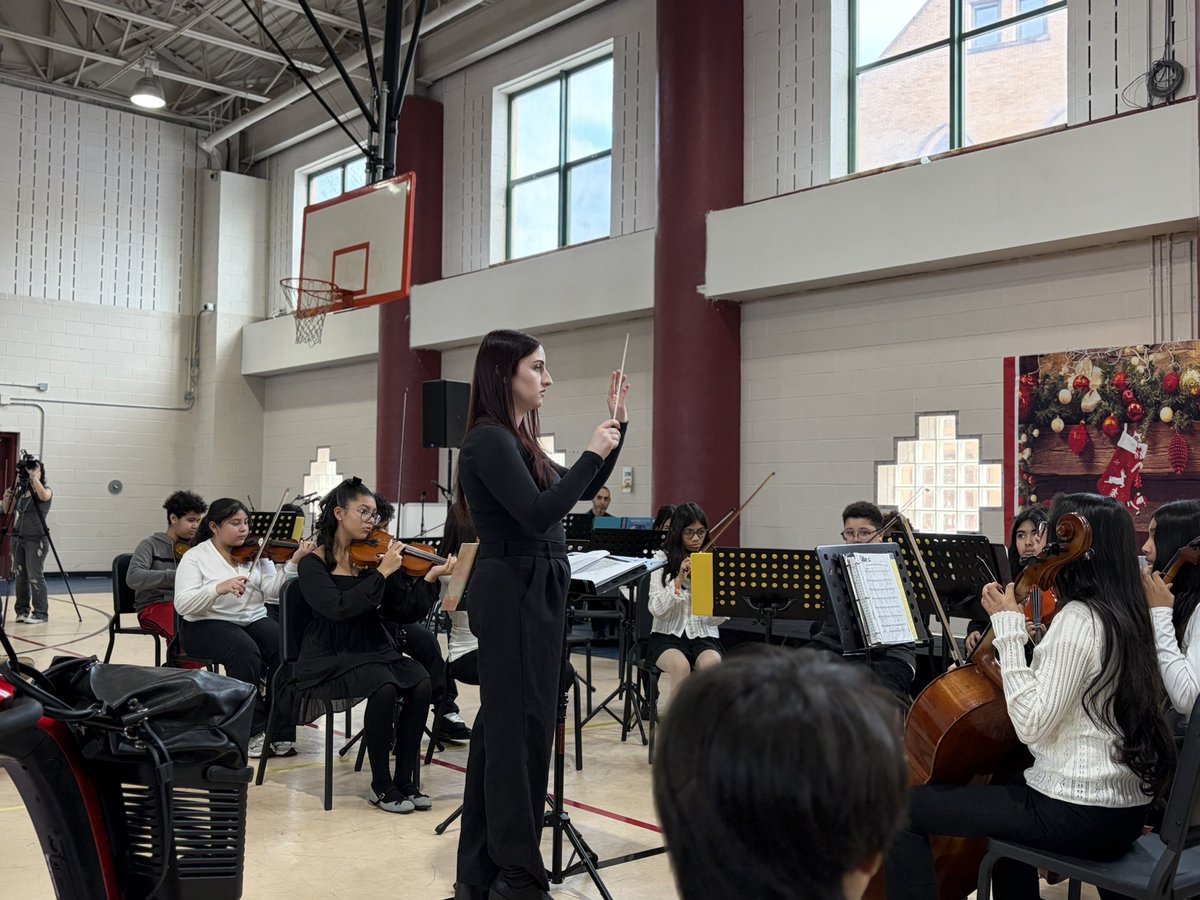 Principal Lourdes Cruz @ Montessori 27 tweet media