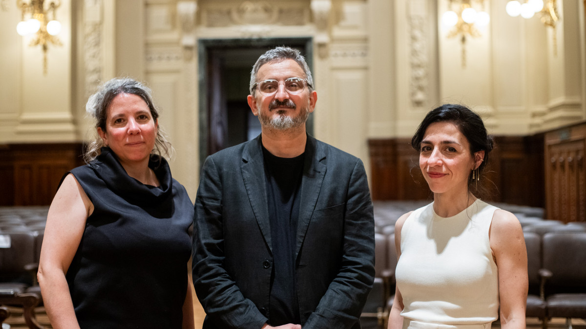 La reinauguración del #AulaMagna en fotos 📸💫

Más de 400 invitados -autoridades, estudiantes, docentes, graduados y referentes del mundo empresarial, político y cultural- participaron de un acto cargado de emoción en el CNBA 💙

Mirá las imágenes 👉🏻 bit.ly/4pC3cBu