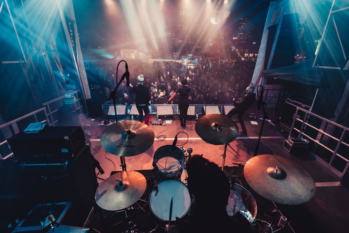 lilieaeband's tweet image. Get in the holiday spirit with us this Saturday night for Happy Hyladays, a concert &amp;amp; canned food drive at @FoundryCLE ☃️ $10 donation suggested (door or online) + bring a canned food item 🥫 All donations will go to local homeless charities &amp;amp; @CleFoodBank 

📸: @nathanrogers__