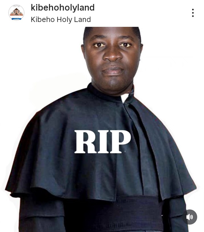 KibehoL's tweet photo. RIP Padiri Rwasa Chrysanthe, Imirimo myiza wakoreye uwagutoye ngo uhereze Imana, niguherekeze kandi Nyagasani waguhamagaye akuvana kuri muri iyi aguhanagureho ubwandu bwose waba waragize maze Ubwo wuze ubumwe mu rupfu rw'umwana we Yezu Kristu azaguhe no kumwishushanya mu izuka https://t.co/wwtzJ3R5mI
