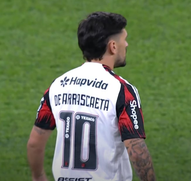 twicefla's tweet photo. Um desejo: Arrascaeta dar duas assistências hoje, tal como Zico em 81

Fé no Mengo https://t.co/yMNW5CUGxa