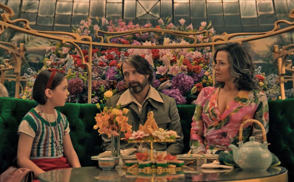 dan_something's tweet image. #DustBunny is the feature directing debut of "Hannibal," "Pushing Daisies,"  "Wonderfalls," and "American Gods" season one mastermind Bryan Fuller,  and I hope he gets to make more weird shit like this. Here's my review: danielmontgomery3.substack.com/p/dust-bunny-r…

#filmx #filmtwitter