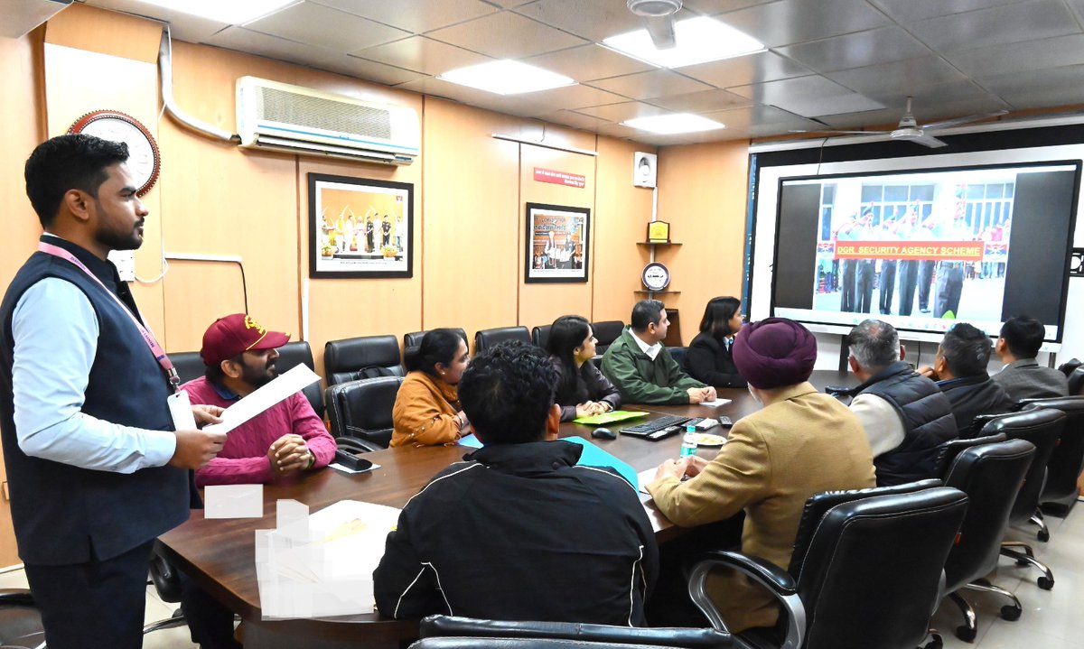 dgrIndia's tweet photo. 20 in number empanelment certificates for DGR Security Services were awarded to Armed Forces Veteran Officers by Cmde Vikrant Kishore, Principal Director, DGR on 17Dec2025.
#IndianArmy
#IndianNavy
#IndianAirForce
@secyesw
@SpokespersonMoD
@adgpi
@IndiannavyMedia
@IAF_MCC https://t.co/1ILXrXFckO