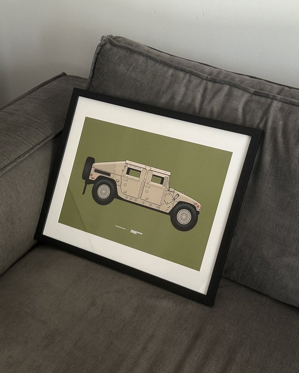 Традиційно до свят у мене можна придбати плакат із улюбленим авто собі чи комусь на подарунок 🎁

Ось тут всі доступні instagram.com/transportnyi_c…
2200 грн (можливо в рамці 40х50, або без рами підігнати під вашу).

В понеділок віддаю в друк всі разом — пишіть)