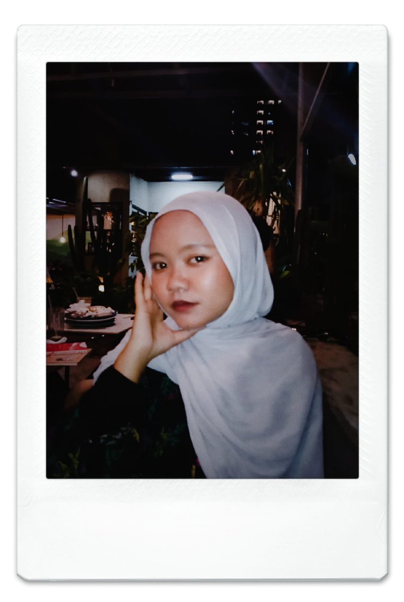 orchideouszz's tweet photo. x saw it first 🎂 https://t.co/ZbVctGKonK