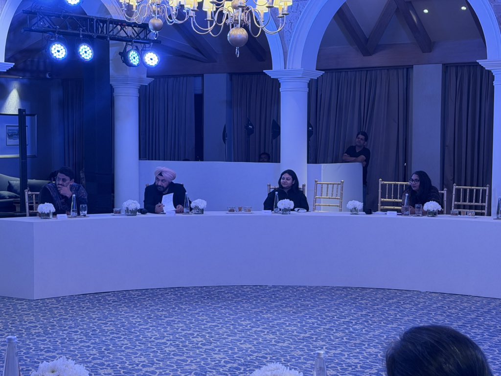 Manoj Tiwari tweet media