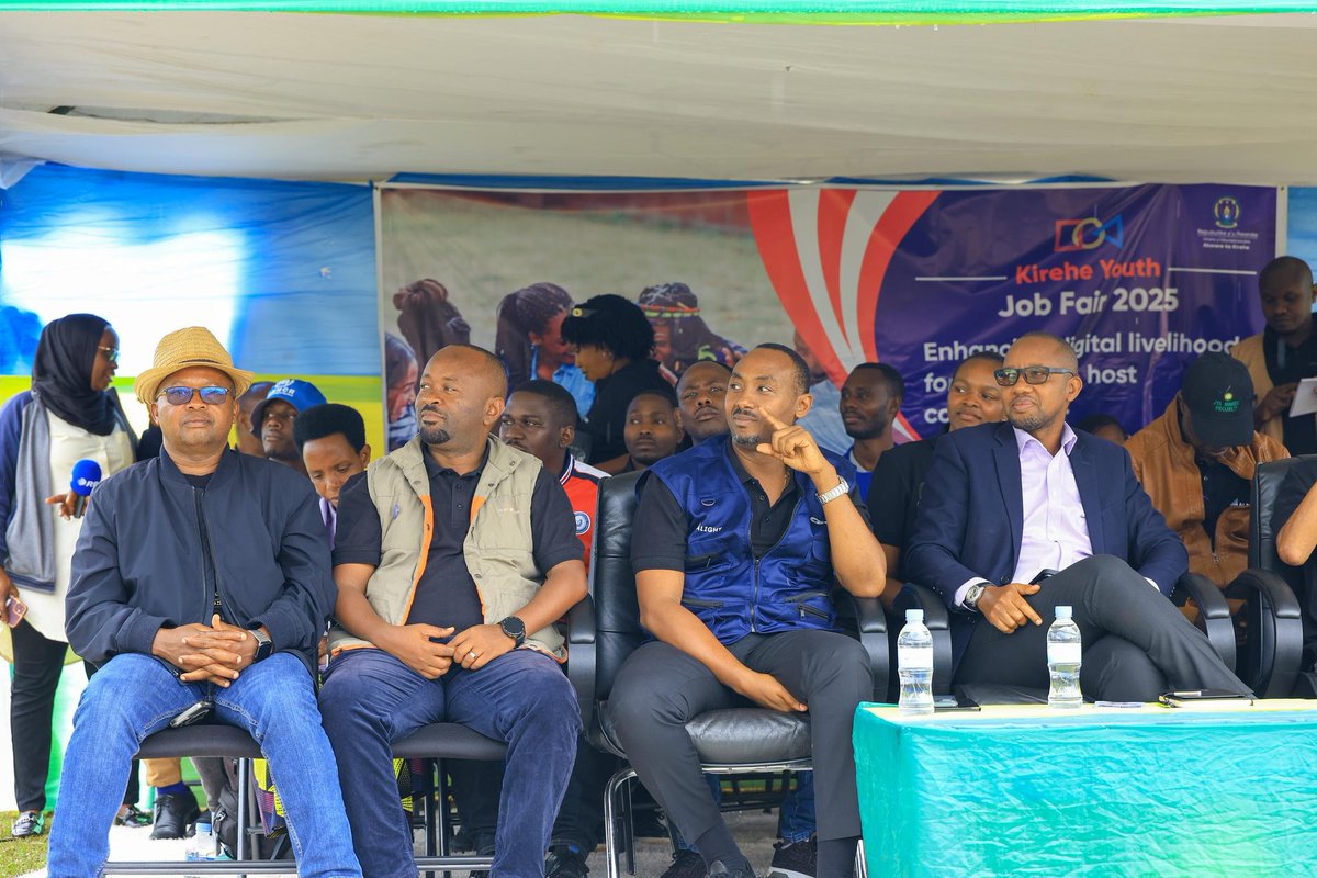KireheDistrict's tweet image. Uyu munsi, habaye igikorwa ngarukamwaka gihuza urubyiruko rukeneye akazi n’abatanga akazi-Job Fair, cyahurije hamwe Ubuyobozi bw’Akarere n’abafatanyabikorwa barimo @AlightRwanda, @RefugeesRwanda na ,@RwandaEmergency, urubyiruko rukeneye akazi na ba rwiyemezamirimo batanga akazi