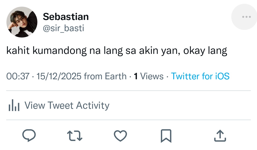 xynyx_writes's tweet photo. UV Express :)
A #coupjeong / #jeongcheol filo au

Pauwi na sila, at dahil rush hour na, punuan na ang mga uv express at nasakto naman na kasya na sila pansiksik sa van na paalis na, kaso hindi sila magkatabi, e hindi naman papayag nyan ang ating Sebseb... https://t.co/tRgIVeFI35